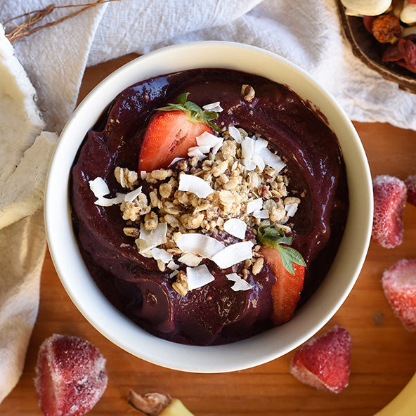Homemade Acai Bowl Recipe - Strawberries, Cashews & Quinoa | Sambazon